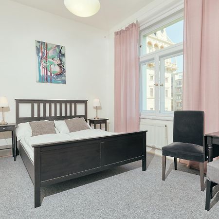 Hostel Mikolase Alse Prag Eksteriør billede