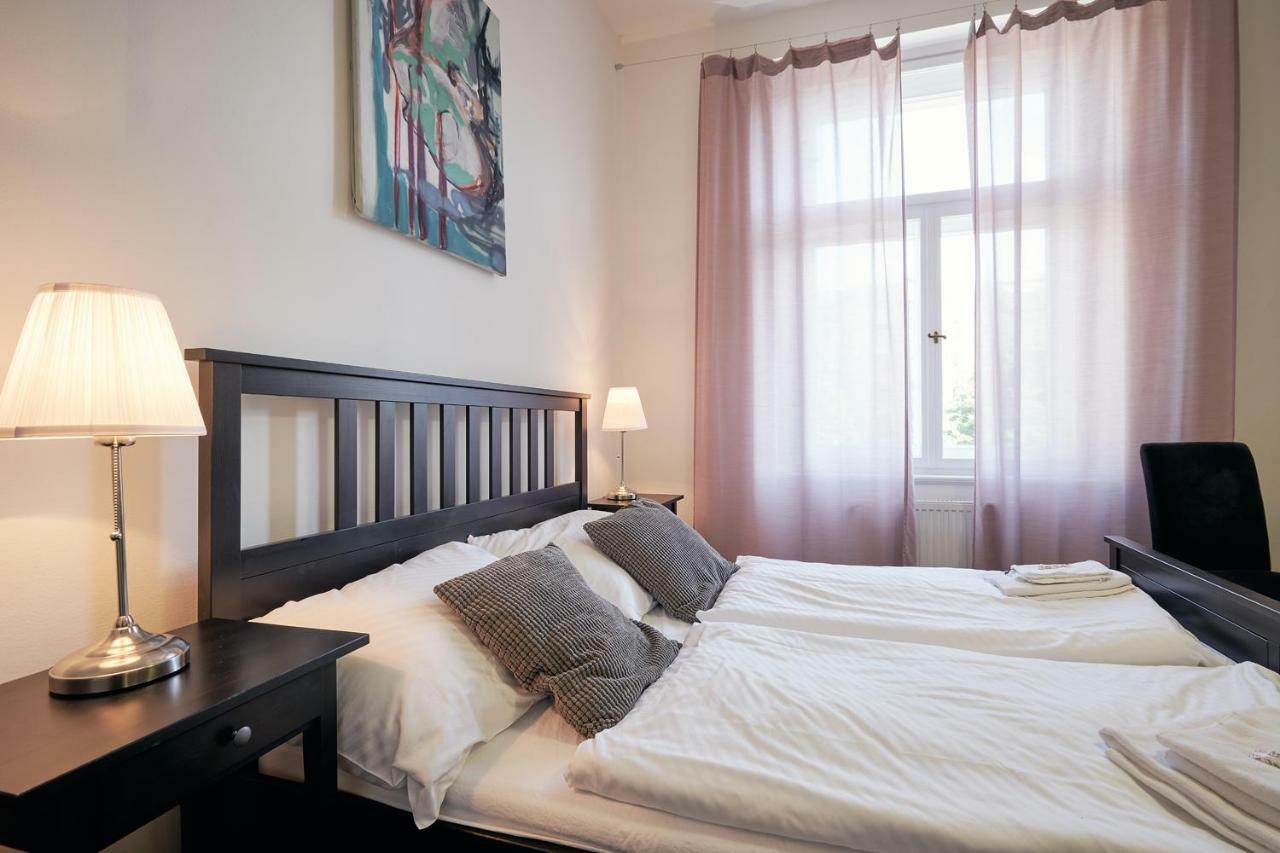 Hostel Mikolase Alse Prag Eksteriør billede