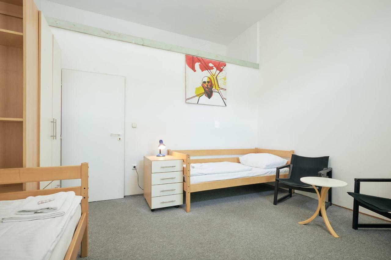 Hostel Mikolase Alse Prag Eksteriør billede